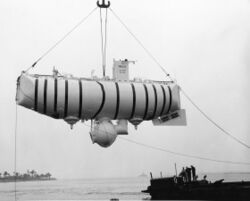 picture of submersible, Bathyscaphe Trieste