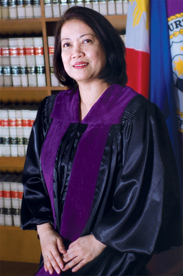 File:Chief Justice Maria Lourdes Sereno.jpg