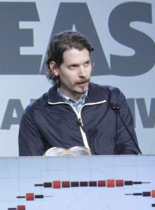 File:Lucas Pope at 2014 GDC cropped.jpg