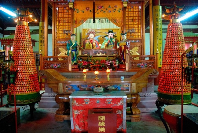File:Shangdi and Doumu altar in Chengxu Temple, Zhouzhuang, Jiangxi.jpg