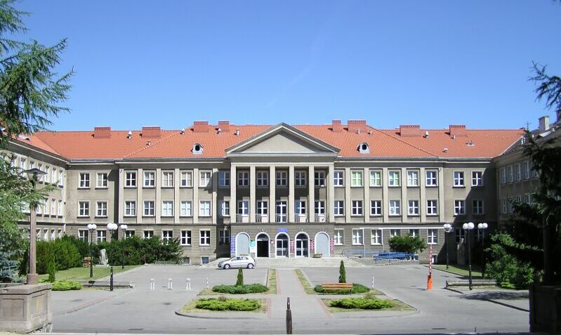 File:Uniwersytet Warmińsko-Mazurski w Olsztynie.jpg