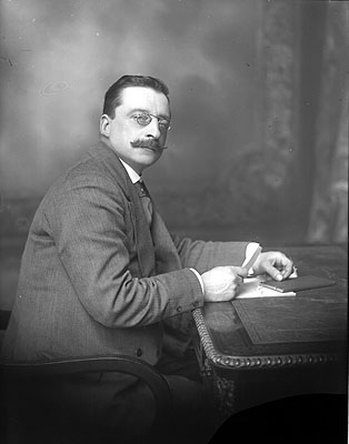 File:Arthur Griffith (1871-1922).jpg