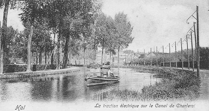 File:La traction électrique sur le Canal de Charleroi.jpg