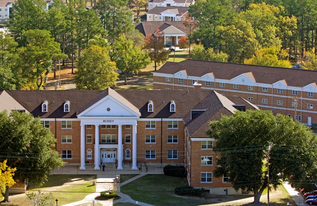 File:Bussey Hall and other residences, Southern Arkansas University.jpg