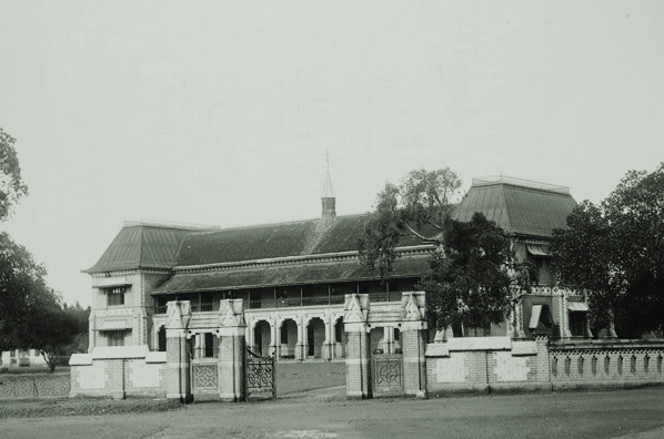 File:Kerala University in 1940s.jpg