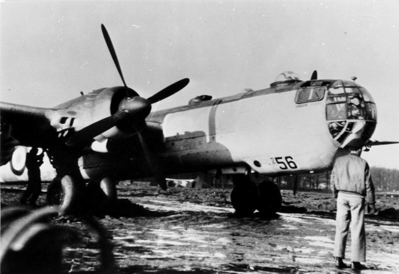 File:Bundesarchiv Bild 146-1972-065-68, Flugzeug Heinkel He 177 A-7.jpg