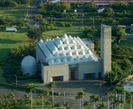 File:Catedral de Managua (cropped).jpg