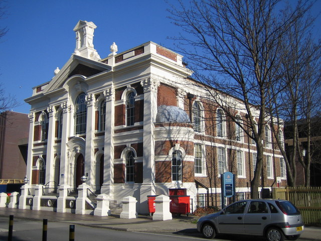 File:Liverpool, The Chatham Building, University of Liverpool - geograph.org.uk - 343645.jpg