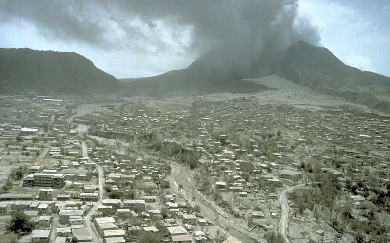 File:Montserrat eruption.JPG