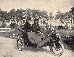 1904 Cyklonette.jpg