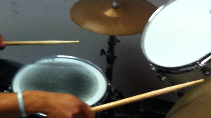 File:Ring muffle on snare.jpg