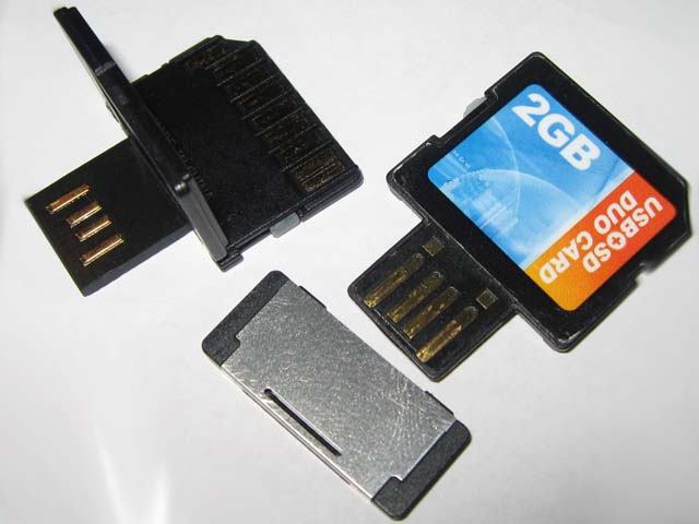 File:USB-SD-Cards.jpg