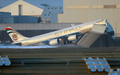 File:Etihad Toulouse accident.jpg