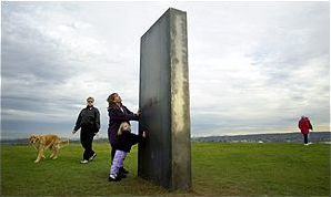 File:Seattle Monolith.jpg