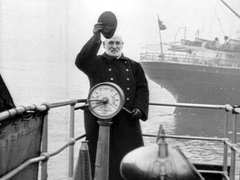 File:MandK Captain on Cunard 1901.jpg