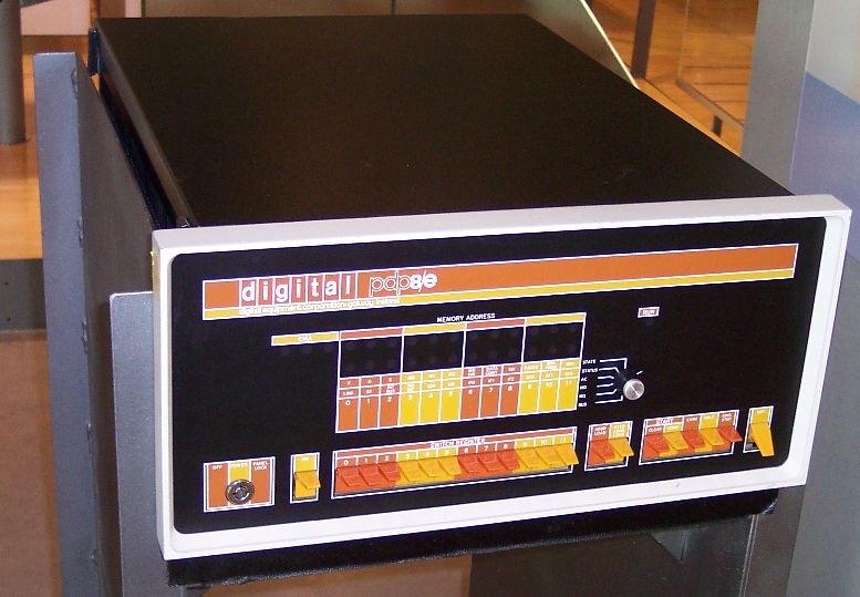 File:DEC PDP 8e.jpg