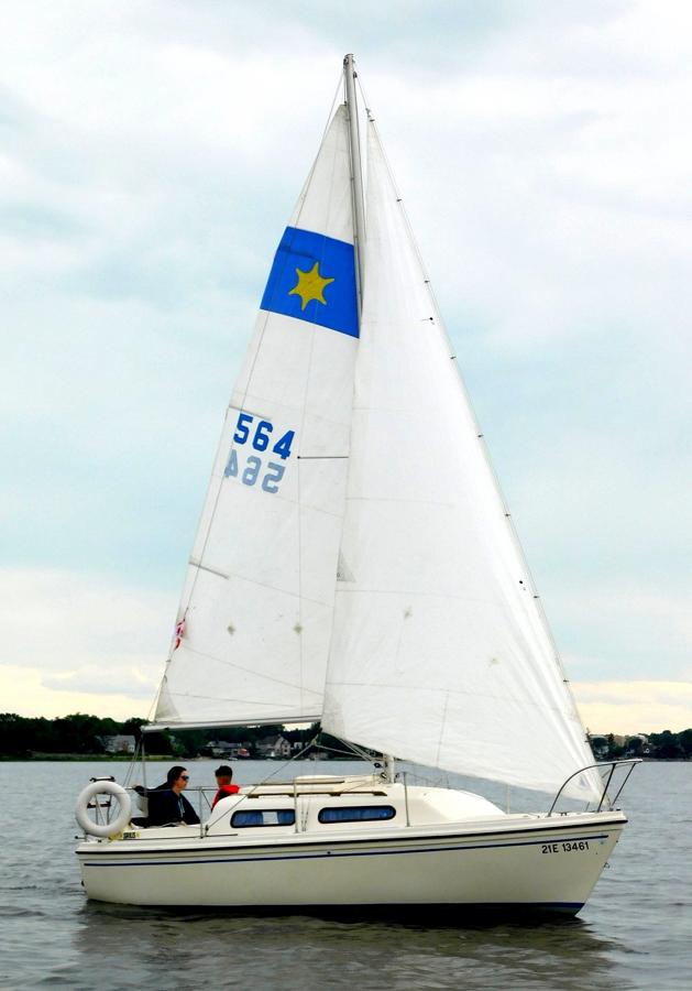 sirius 22 sailboat