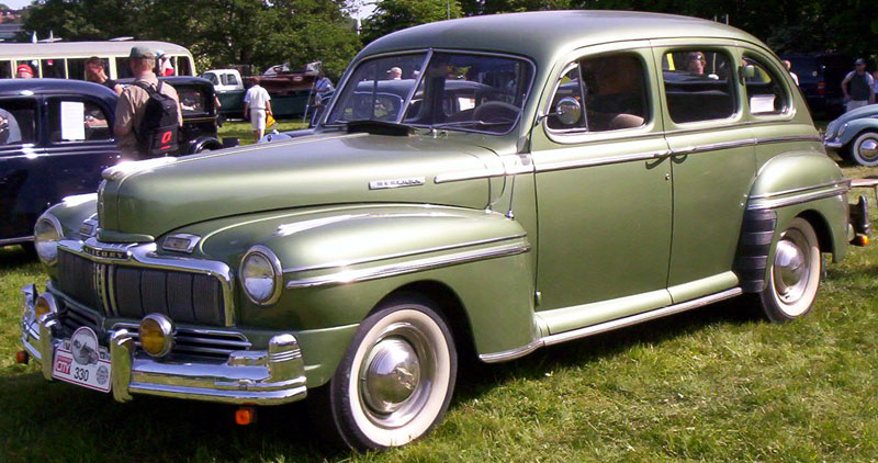 File:Mercury Town Sedan 1947 2.jpg