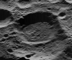 Hogg crater 5163 med.jpg
