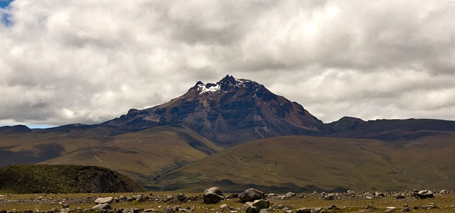 File:Sincholagua volcano cotopaxi national park ecuador.jpg