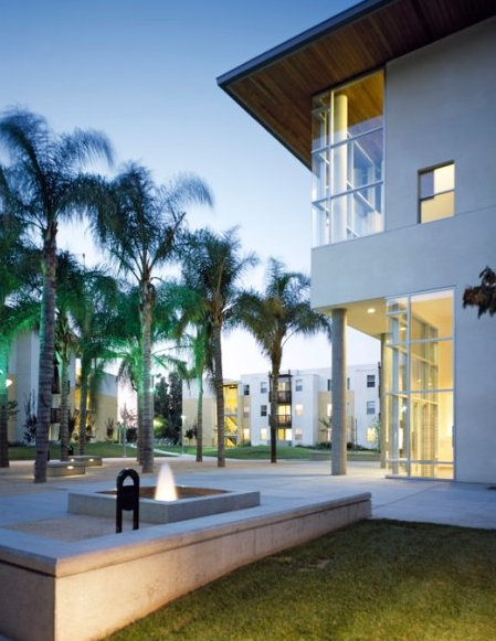 File:Student suites at Cal Poly Pomona.png
