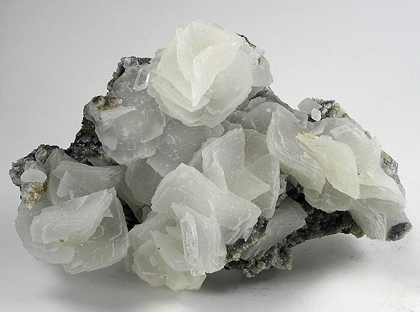 File:Calcite-Dolomite-Gypsum-159389.jpg