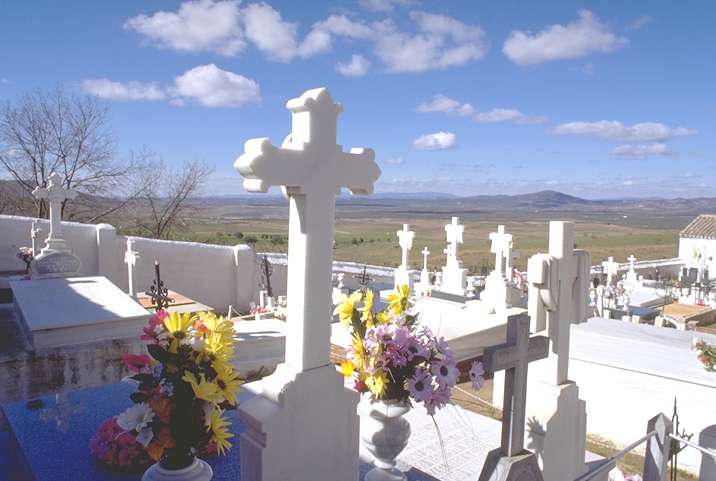 File:Spanish Cemetery.jpg