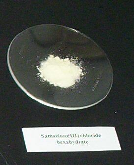 File:Samarium(III) chloride hexahydrate.jpg