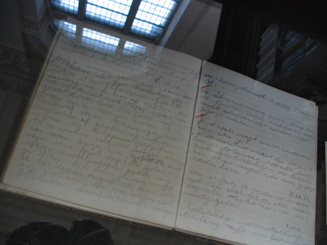 File:Wittgenstein notes 1914.jpg