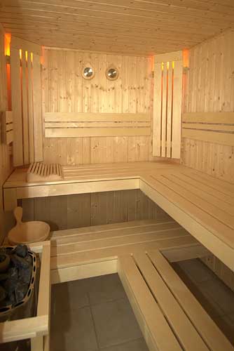 File:Sauna 2.jpg