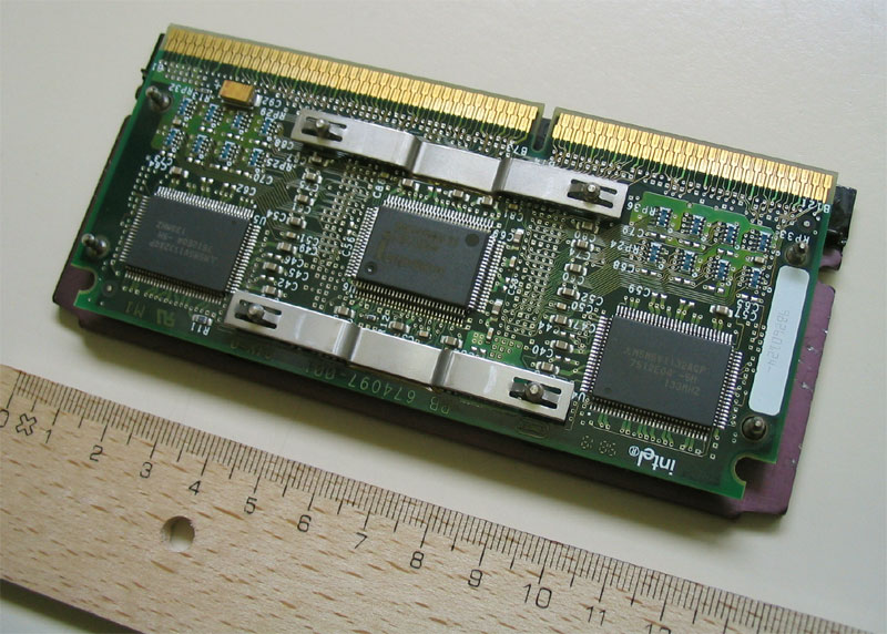 File:Pentium II inside front.jpg