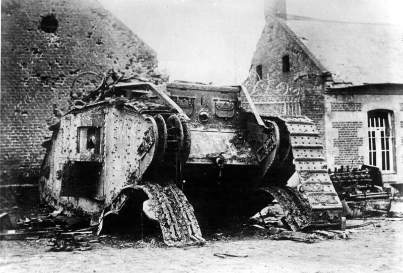 File:Bundesarchiv Bild 183-R27012, Bei Cambrai erbeuteter englischer Panzer.jpg
