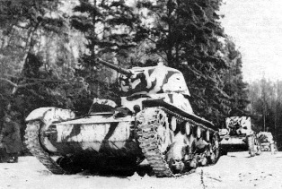 File:T-26 (Battle of Moscow).jpg