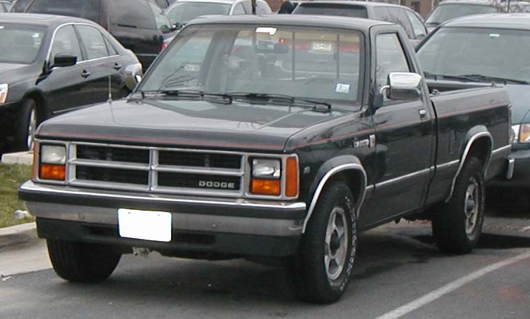 File:87-90 Dodge Dakota.jpg