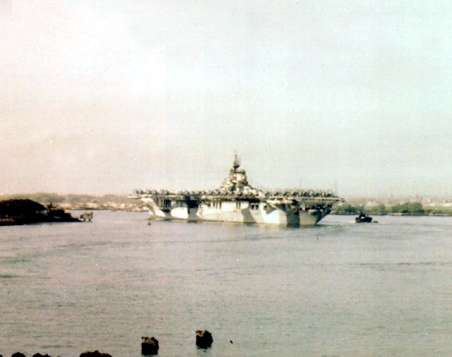 File:USS Hornet (CV-12) leaving Pearl Harbor in March 1944.jpg