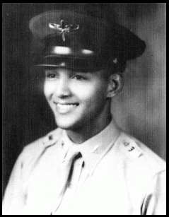 Robert Friend Photo of Tuskegee Airman.gif