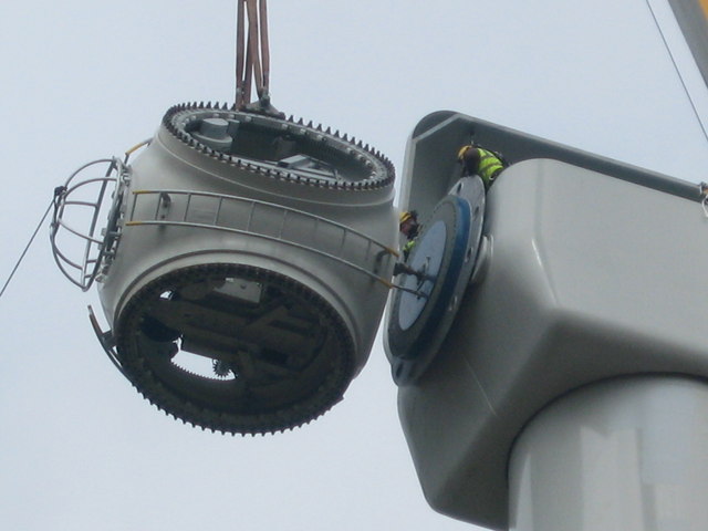 File:Connecting Hub to Turbine Tower No 11 - geograph.org.uk - 787410.jpg