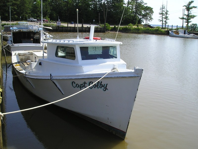 File:Deadrise workboat capt colby bow shot.JPG