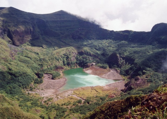 File:Mount Awu Crater.jpg