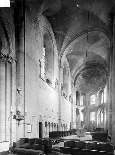 File:Abbaye aux Dames (ancienne), Eglise Sainte-Trinité - Vue intérieure du choeur - Caen - Médiathèque de l'architecture et du patrimoine - APMH00018189.jpg