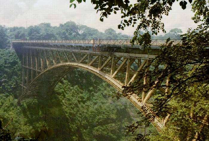 File:Victoria Falls Bridge over Zambesi.jpg