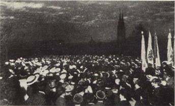 File:Uppsala plate 1 from NF 30 (1920) - Student song at Slottsbacken on Walpurgis night.jpg