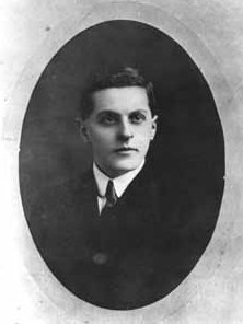 File:Ludwig Wittgenstein 1910.jpg
