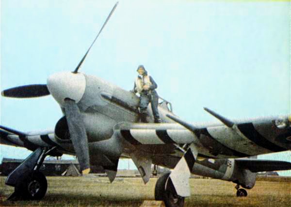 File:Hawker Typhoon.jpg