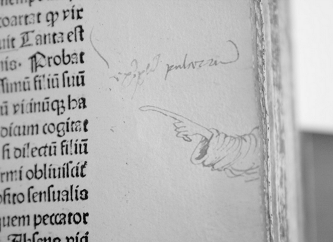 File:Manicule hand drawn from 15th century.png