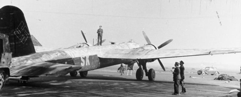 File:Bundesarchiv Bild 101I-668-7161-31A, Flugzeug Heinkel He 177 (cropped).jpg