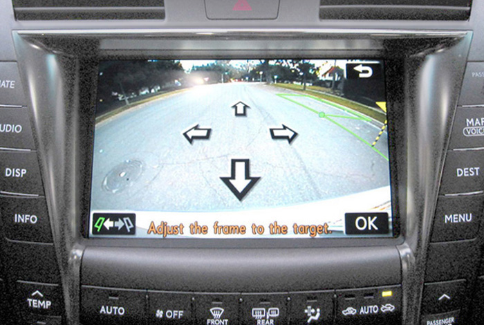 File:Lexus Navigation advanced parking system.jpg