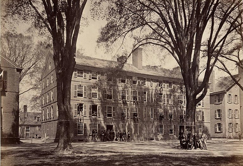 File:View of Connecticut Hall Old Campus Yale College New Haven Connecticut.jpg