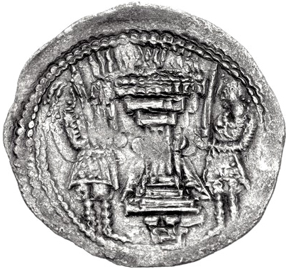 File:Fire attendants wearing the kaftan and holding swords on the coinage of Kidara.jpg