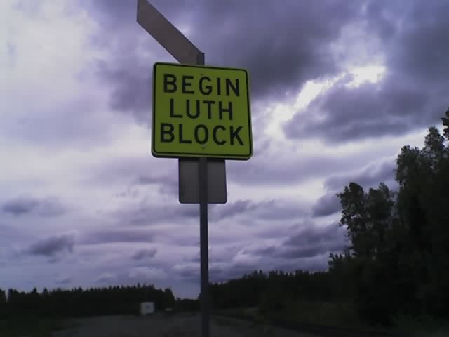 File:Alaska Railroad DTC block sign.jpg